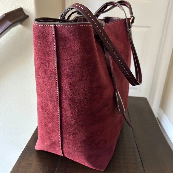 🍂🍁Perfect Fall Bag - Dooney and Bourke Alta Via Joelle in Bordeaux🍂🍁 - Picture 3 of 16